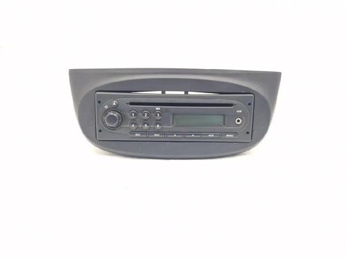 Used Radio RENAULT TWINGO II (CN0_) 1.5 dCi (CN0E) (64 hp) 32336385