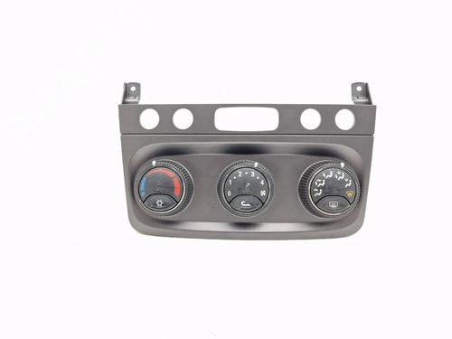 AC Styreenhet / Manøvreringsenhet ALFA ROMEO 147 (937_) 1.6 16V T.SPARK (937.AXA1A, 937.AXB1A, 937.BXB1A) (120 hp) 30347930