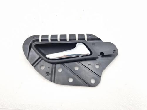 Used Front right interior door handle MERCEDES-BENZ A-CLASS (W169) A 170 (169.032, 169.332) (116 hp) 30347916