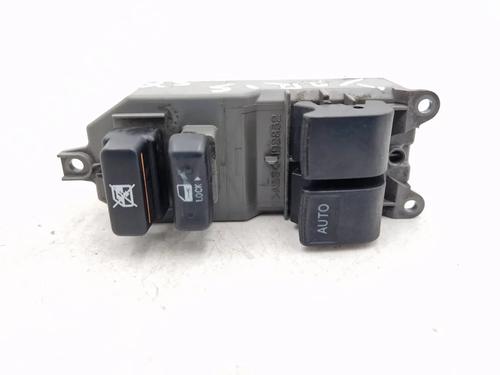 Used Switch TOYOTA YARIS (_P9_) 1.3 VVT-i (SCP90_, SCP90R) (87 hp) 30342305