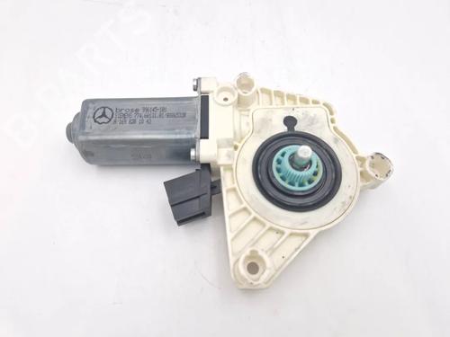 right-front-window-motor-mercedes-benz-a-class-w169-2004-2005-2006-2007-2008-2009-2010-2011-2012-30343773 main image