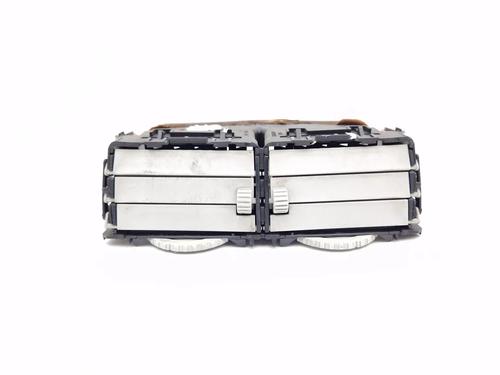 air-vent-toyota-yaris-_p9_-2005-2006-2007-2008-2009-2010-2011-2012-2013-2014-30345804 main image