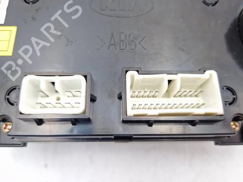 Climate control KIA CERATO I Hatchback (LD) 2.0 CRDi | BP30344778I5 