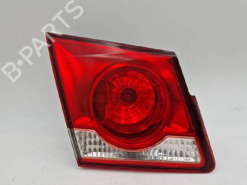 Left tailgate light CHEVROLET CRUZE (J300) 2.0 CDI | BP30341222C79 - Image 2