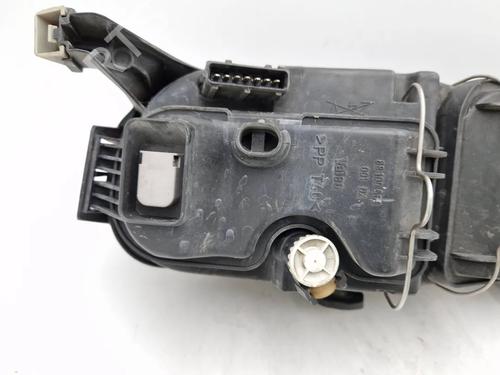 Right headlight FIAT PUNTO (188_) 1.2 16V 80 (188.233, .235, .253, .255, .333, .353, .639,... | BP30341885C29