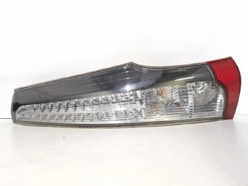 Used Right taillight MITSUBISHI GRANDIS (NA_W) 2.0 DI-D (NA8W) (140 hp) 32111409