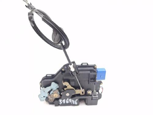 front-left-lock-vw-golf-plus-v-5m1-521-2004-2005-2006-2007-2008-2009-2010-2011-2012-2013-40036408 main image