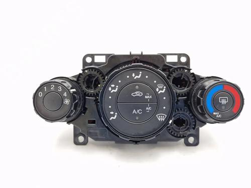 Used Climate control FORD FIESTA VI (CB1, CCN) 1.4 (97 hp) 30343223
