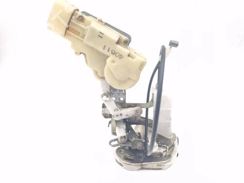 Used Rear left lock TOYOTA YARIS VERSO (_P2_) 1.4 D-4D (NLP20_, NLP22_) (75 hp) 30350010