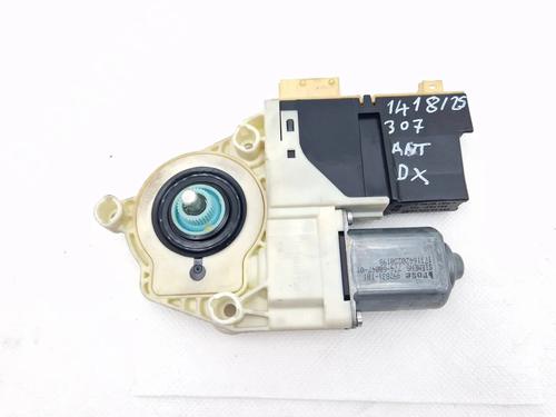 right-front-window-motor-peugeot-307-break-3e-2002-2003-2004-2005-2006-2007-2008-2009-30348065 main image