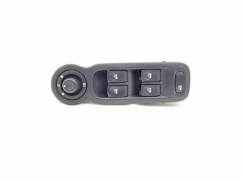Used Left front window switch RENAULT TWINGO II (CN0_) 1.5 dCi (CN0E) (64 hp) 30460511