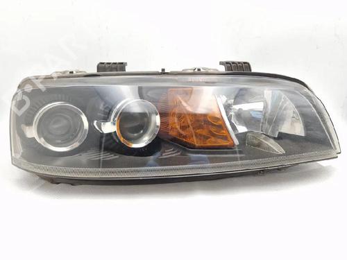 Højre forlygte Højre forlygte FIAT PUNTO (188_) 1.2 16V 80 (188.233, .235, .253, .255, .333, .353, .639,... (80 hp) 30346430 30346430