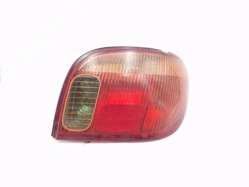 right-taillight-toyota-yaris-_p1_-1999-2000-2001-2002-2003-2004-2005-30345601 main image