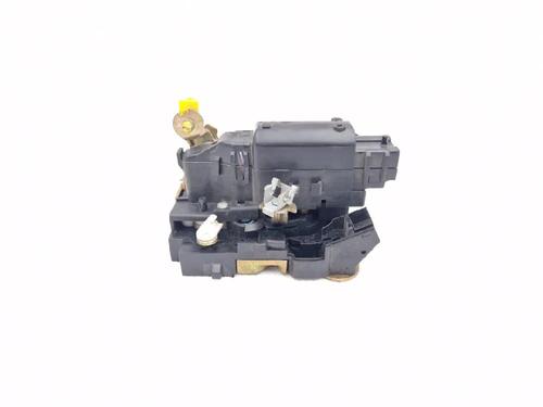 front-right-lock-renault-kangoo-kc01_-1997-34003779 main image