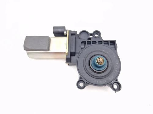 Used Left front window motor Left front window motor LANCIA YPSILON (843_) 1.2 (843.AXA1A) (60 hp) 30347070 30347070