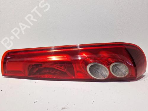 Used Right taillight FORD FIESTA V (JH_, JD_) 1.25 16V (70 hp) 30341294