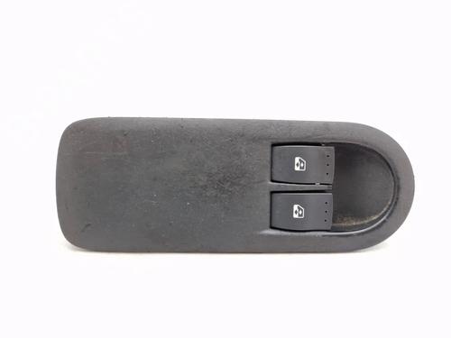 Used Left front window switch RENAULT SCÉNIC II (JM0/1_) 1.5 dCi (JM0F) (82 hp) 30342561