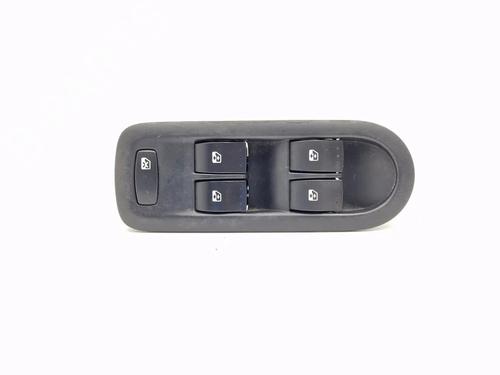 Used Left front window switch RENAULT MEGANE II Estate (KM0/1_) 1.5 dCi (KM16, KM1E) (106 hp) 30345844
