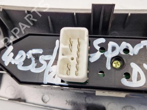 Left front window switch KIA SPORTAGE II (JE_, KM_) 2.0 CRDi | BP30346043I27