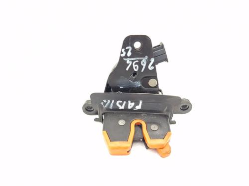 Used Tailgate lock SKODA FABIA I Combi (6Y5) 1.4 16V (100 hp) 30350792