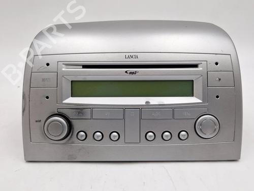 Used Radio Radio LANCIA YPSILON (843_) 1.2 (843.AXA1A) (60 hp) 30343317 30343317