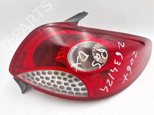 Used Right taillight Right taillight PEUGEOT 206+ (2L_, 2M_) 1.4 i (2LKFWA, 2MKFWA) (75 hp) 30343154 30343154