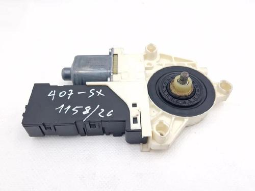 Motor do elevador de vidro frente esquerdo Motor do elevador de vidro frente esquerdo PEUGEOT 407 SW (6E_, 6D_) 2.2 HDi 170 (170 hp) 33904739 33904739