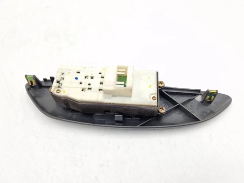 Left front window switch TOYOTA YARIS (_P1_) 1.4 D-4D (NLP10_, NLP10R) | BP30344577I27 - Image 3