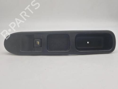 Used Right front window switch Right front window switch PEUGEOT 207 (WA_, WC_) 1.6 16V (109 hp) 30342999 30342999