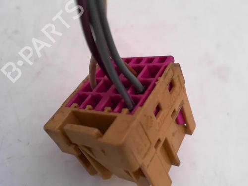 Right mirror VW POLO IV (9N_, 9A_) 1.4 TDI | BP30341066C27