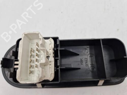 Left front window switch RENAULT CLIO III (BR0/1, CR0/1) 2.0 16V (BR0C, BR0K, CR0C, CR0K) | BP30345122I27