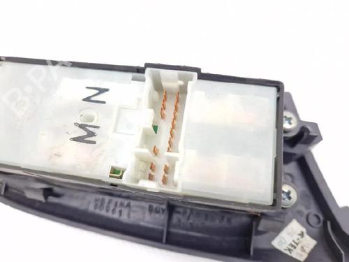 Switch NISSAN ALMERA II Hatchback (N16) 2.2 dCi | BP32437578I30 - Image 4