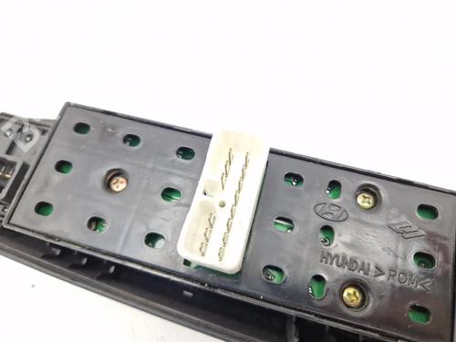 Left front window switch HYUNDAI GETZ (TB) 1.5 CRDi | BP30351058I27