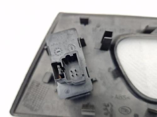 Left rear window switch PEUGEOT 407 (6D_) 2.0 HDi 135 (6DRHRH, 6DRHRE, 6DRHRG, 6DRHRJ) | BP31943517I29
