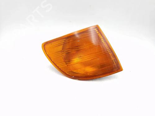 Used Right front indicator MERCEDES-BENZ VITO Van (W638) 108 CDI 2.2 (638.094) (82 hp) 30345449