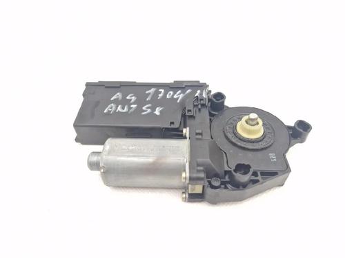 Used Left front window motor Left front window motor AUDI A4 B7 (8EC) 1.9 TDI (116 hp) 35750820 35750820