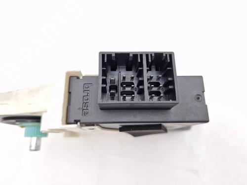 Right front window motor SEAT IBIZA III (6L1) 1.4 TDI | BP30349866E20