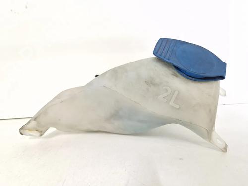 Używane Zbiornik płynu spryskiwaczy VW LUPO I (6X1, 6E1) 1.0 (50 hp) 30350055