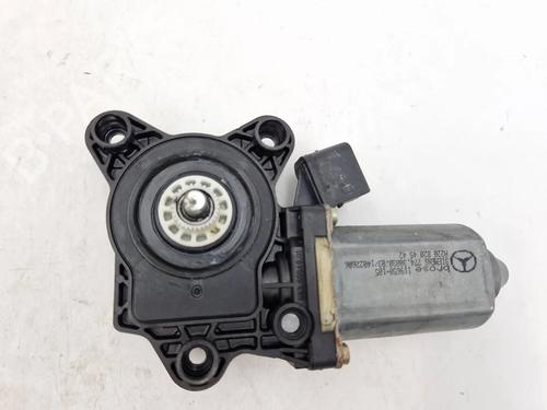 right-front-window-motor-mercedes-benz-c-class-w203-2000-2001-2002-2003-2004-2005-2006-2007-30341451 main image