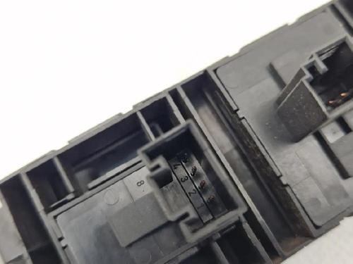 Switch VW NEW BEETLE Convertible (1Y7) 1.9 TDI | BP37193506I30 - Image 6