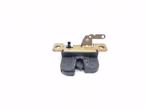 Used Tailgate lock VW NEW BEETLE (9C1, 1C1) 1.9 TDI (90 hp) 30884158