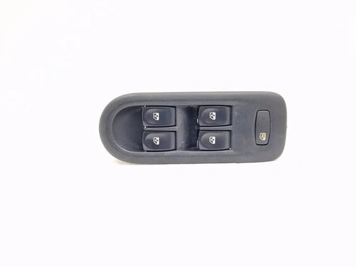 Used Left front window switch Left front window switch RENAULT CLIO III (BR0/1, CR0/1) 2.0 16V (BR0C, BR0K, CR0C, CR0K) (139 hp) 30348933 30348933
