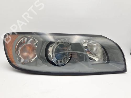 Used Right headlight Right headlight VOLVO V50 (545) 2.0 D (136 hp) 30345702 30345702