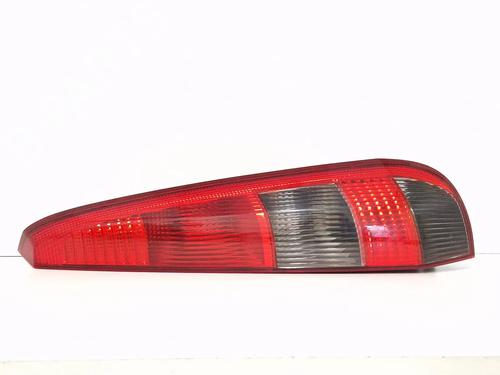 right-taillight-ford-fiesta-v-jh_-jd_-2001-2002-2003-2004-2005-2006-2007-2008-2009-2010-2011-2012-2013-2014-30344418 main image