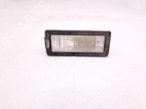 Nummerpladelys RENAULT ESPACE IV (JK0/1_) 2.0 dCi (JK01, JK02, JK1J, JK1K, JK1H) (150 hp) 30644830