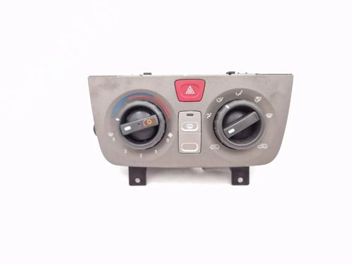 Commande Chauffage LANCIA MUSA (350_) 1.3 D Multijet (350.AXM11, 350.AXM1A, 350.AXI1A) (95 hp) 30349673