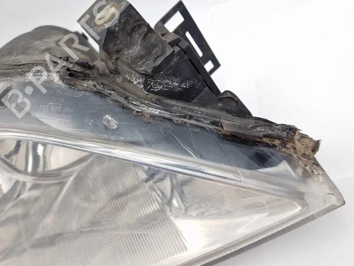 Right headlight FORD MONDEO III Turnier (BWY) 1.8 16V | BP30348417C29