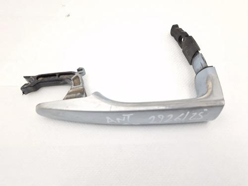 Used Front left exterior door handle Front left exterior door handle FIAT ULYSSE (179_) 2.2 D Multijet (170 hp) 30351323 30351323