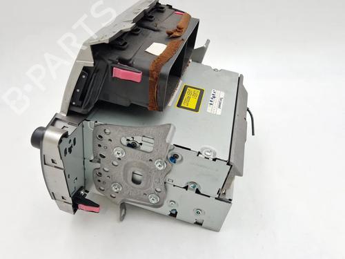 Radio TOYOTA YARIS (_P9_) 1.3 VVT-i (SCP90_, SCP90R) | BP30343674E6