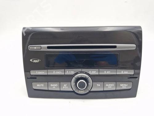 Used Radio FIAT BRAVO II (198_) 1.4 (198AXA1B) (90 hp) 30343132